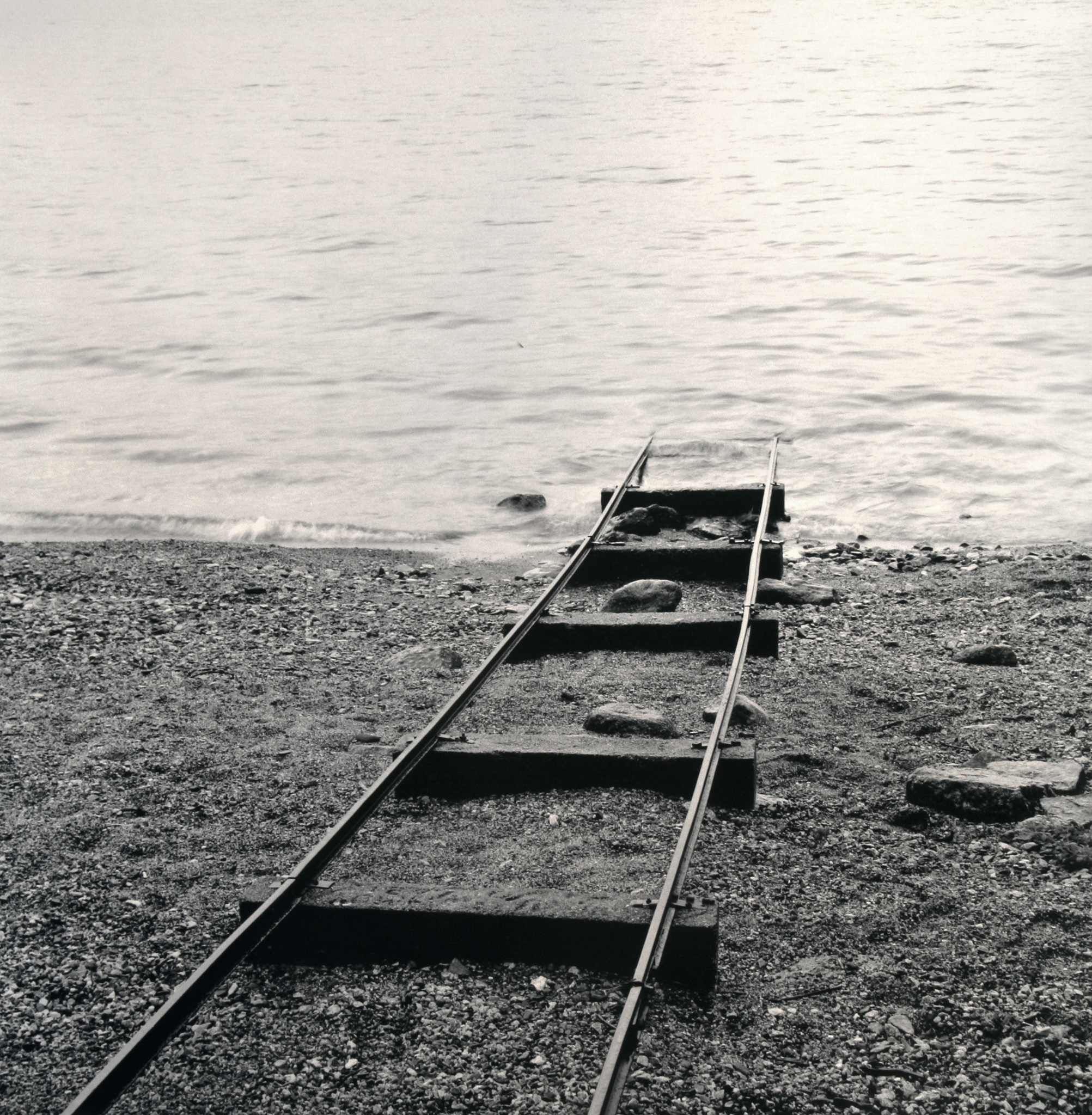 Disappearing Tracks